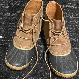 Sorel Out 'N About Leather Waterproof Ankle Boots.